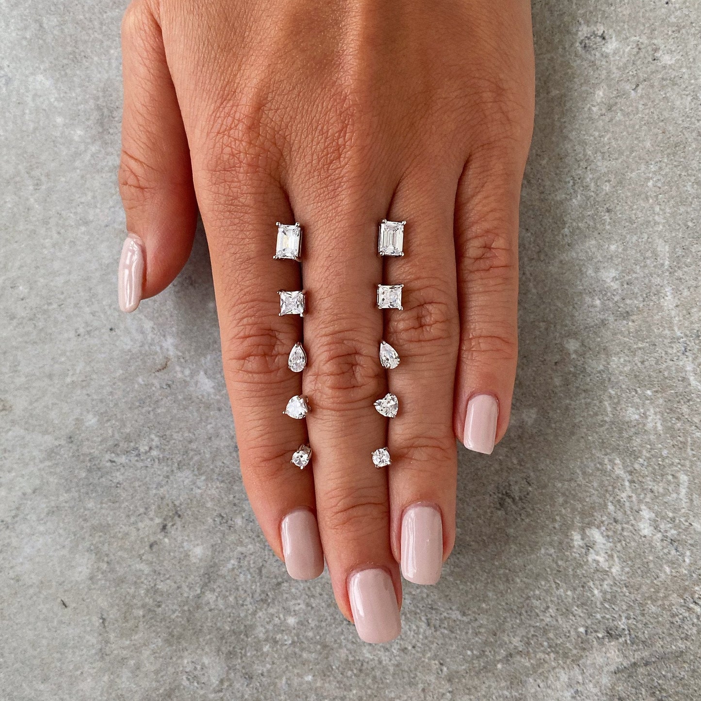 Dainty Heart Stud Earrings